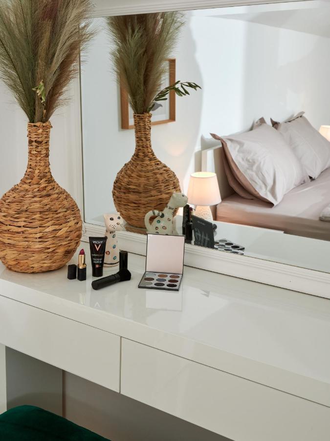 Modern & Spacious Rooftop Apartment With Natual Sunlight Split Eksteriør billede