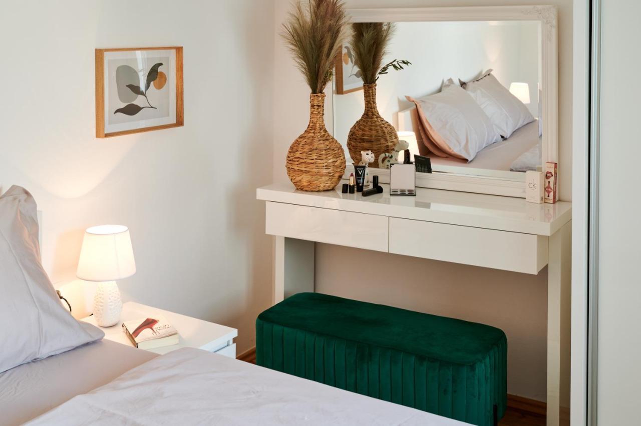 Modern & Spacious Rooftop Apartment With Natual Sunlight Split Eksteriør billede